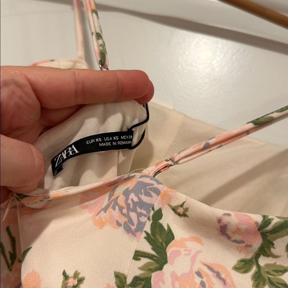 NWT Zara Mini Floral Spaghetti Strap Dress Blogger Favorite Sz XS - Picture 13 of 13